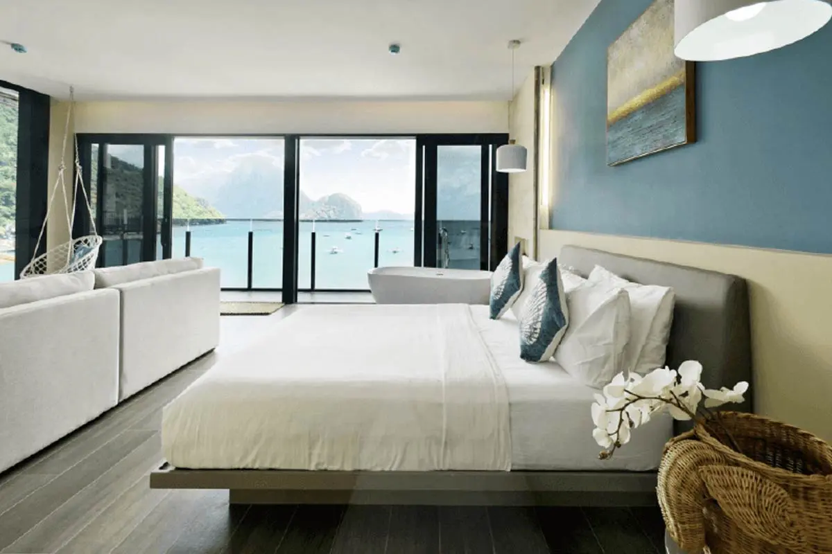 H Hotel / Vegan Hotel